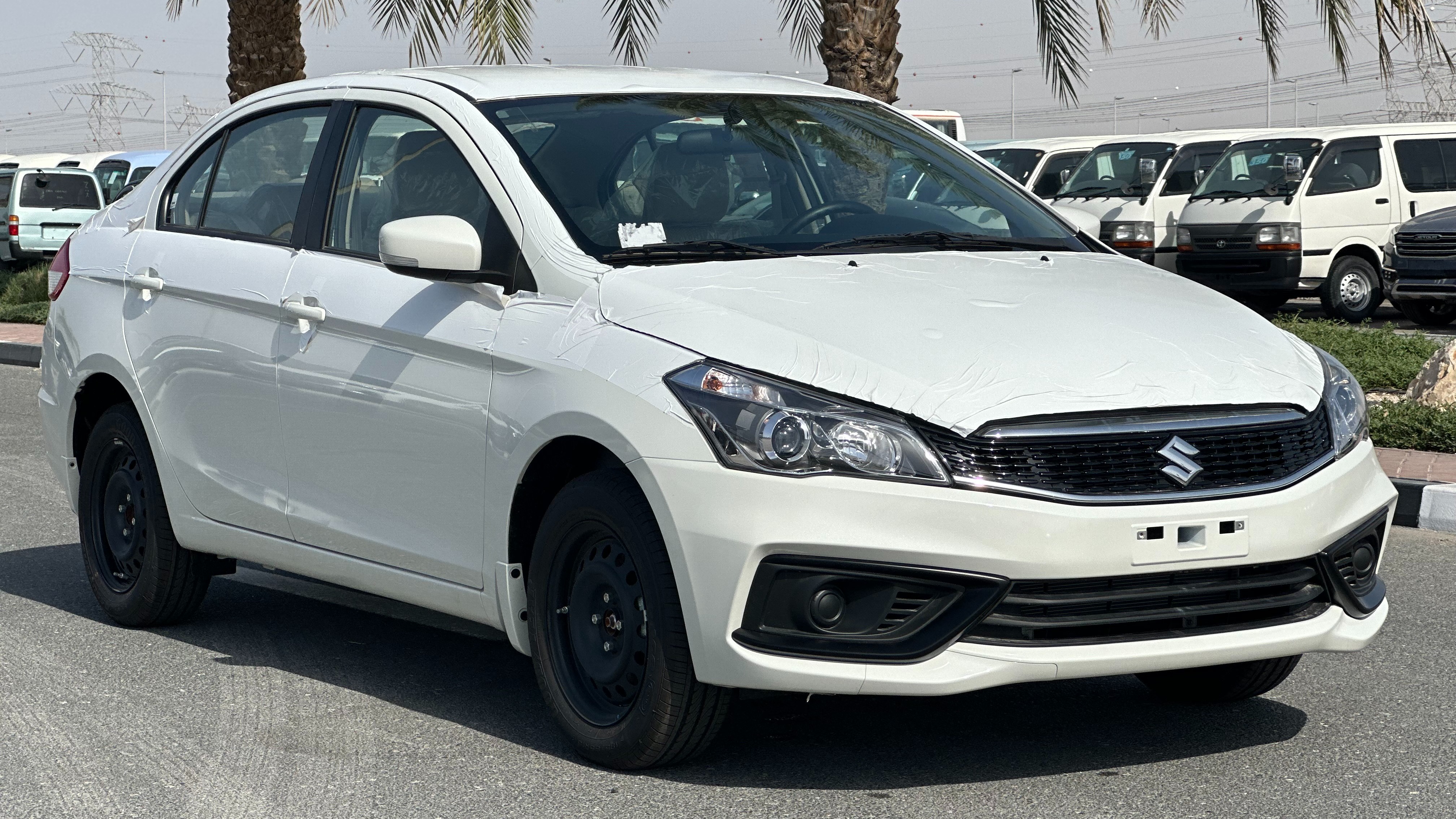 Suzuki Ciaz GLX - View 2
